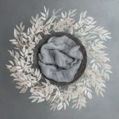 Ruscus Wreath Stone